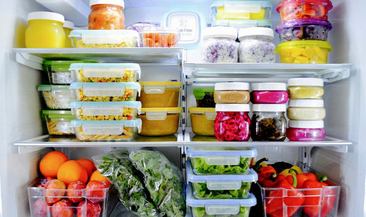 The Best Way to Clean and Organize Your Refrigerator