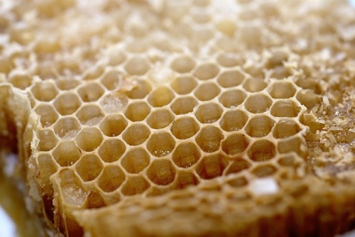 Raw honey information