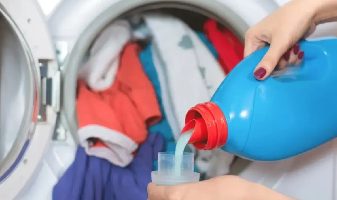 WARNING: THE DANGERS OF LAUNDRY DETERGENTS